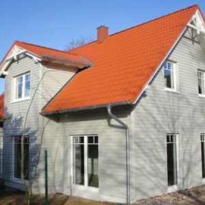 ein-holzhaus-fuer-die-familie